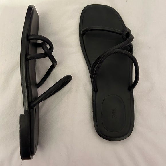 Black Leather Zara Sandals - Picture 6 of 9
